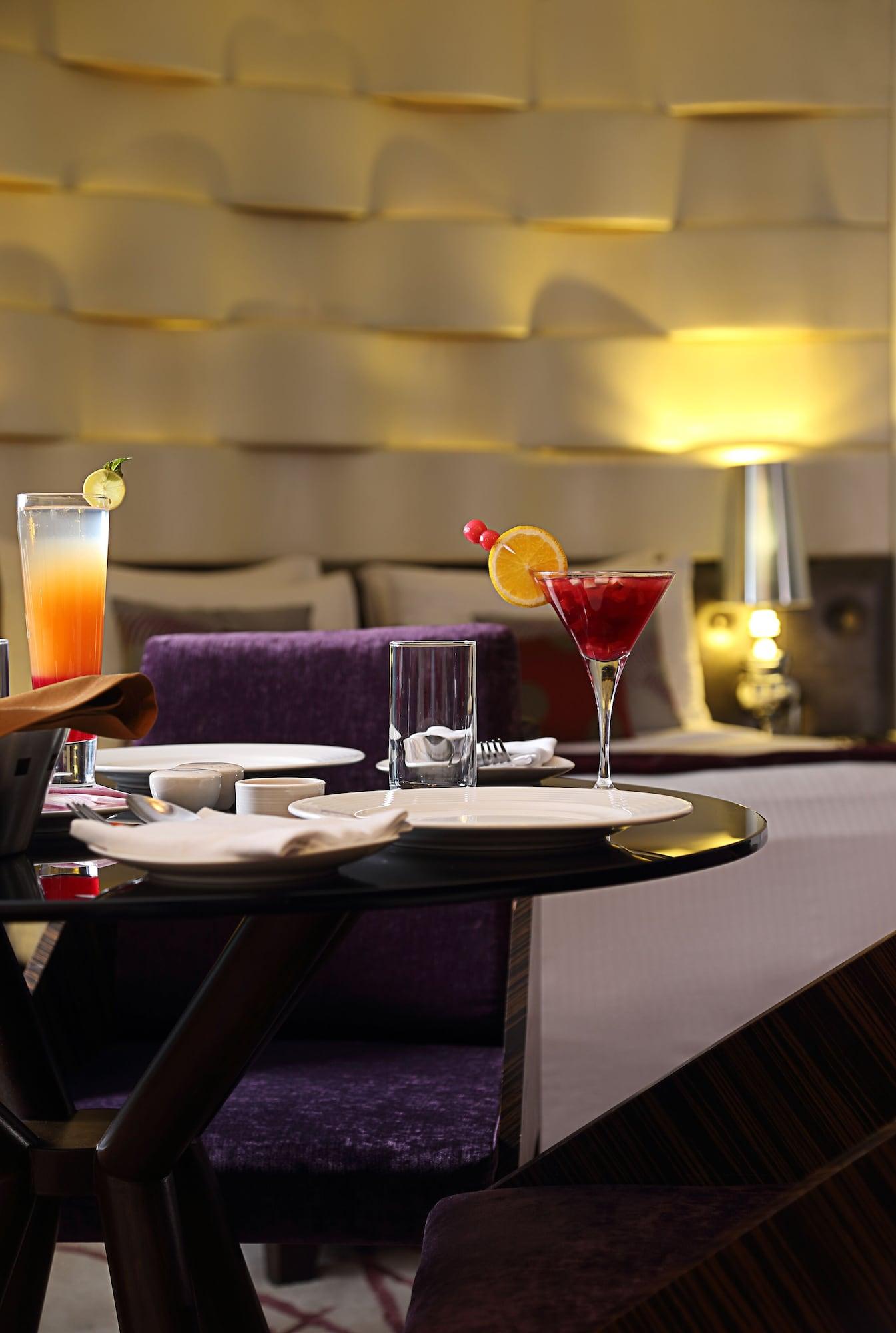 Fortune Select Sg Highway, Ahmedabad - Member Itc Hotels' Group Екстериор снимка