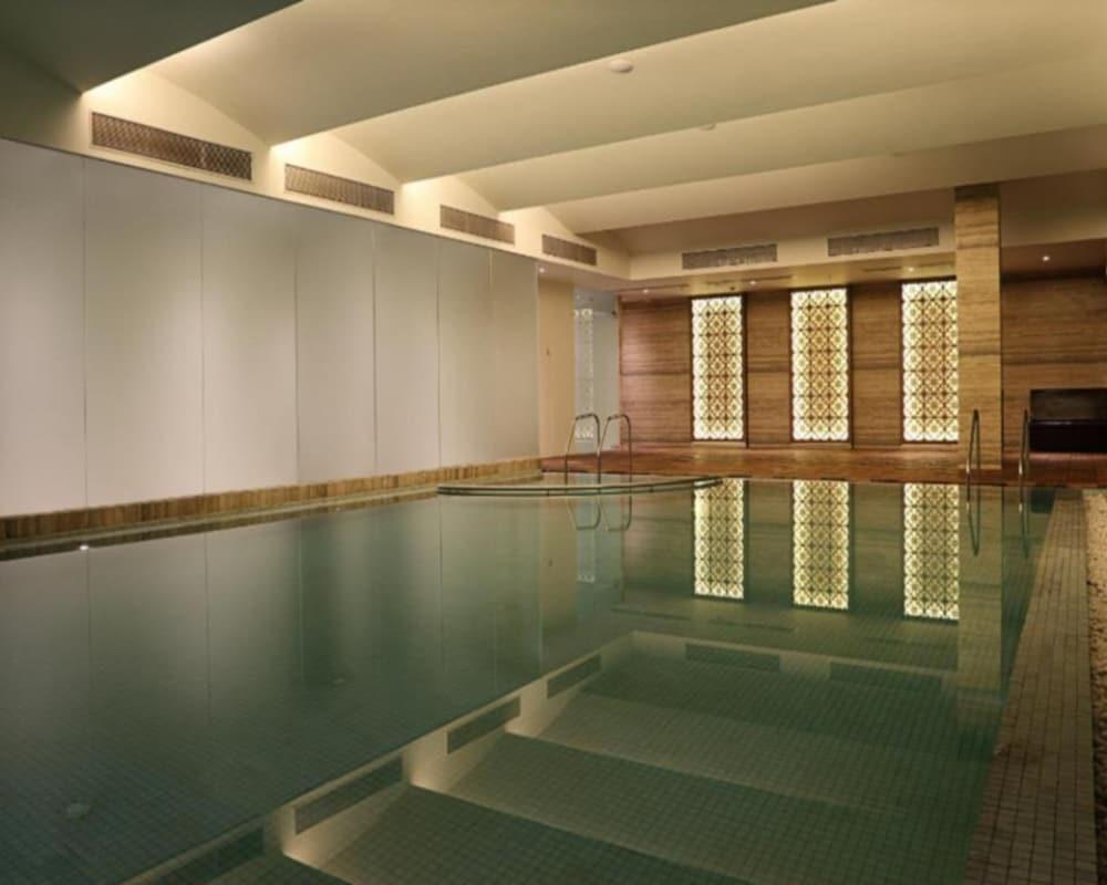 Fortune Select Sg Highway, Ahmedabad - Member Itc Hotels' Group Екстериор снимка
