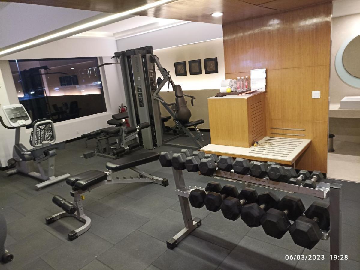 Fortune Select Sg Highway, Ahmedabad - Member Itc Hotels' Group Екстериор снимка