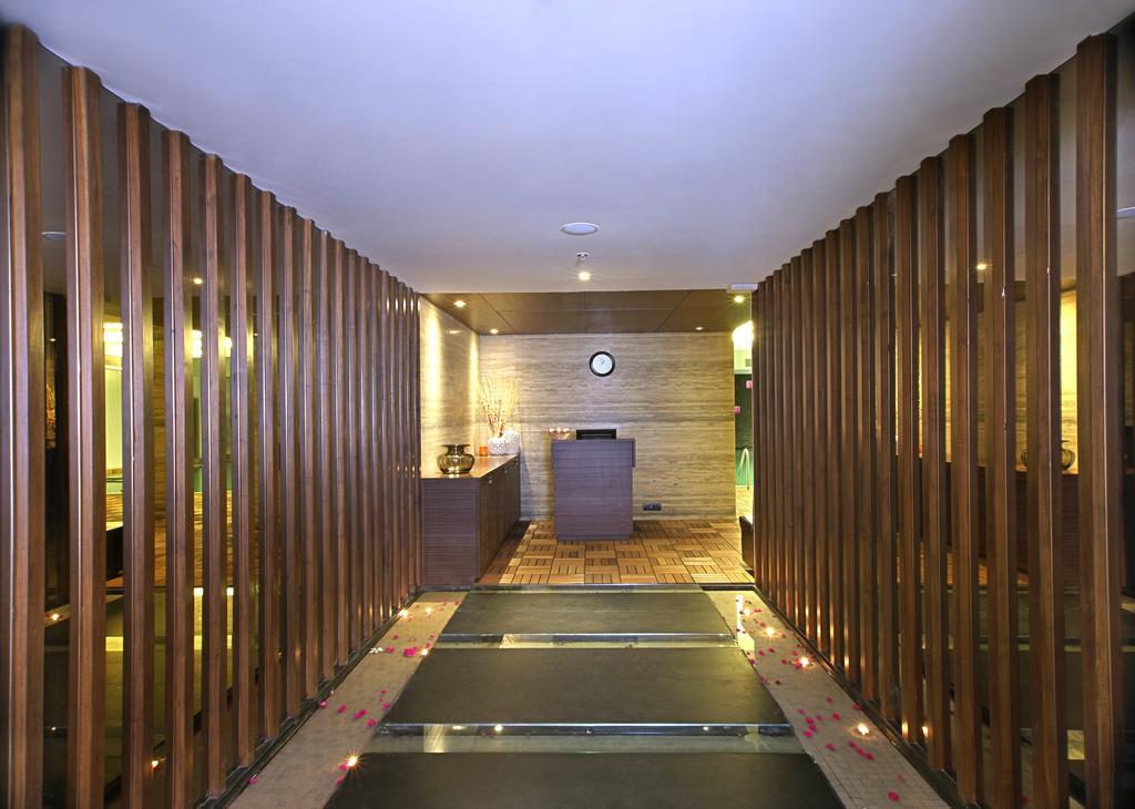 Fortune Select Sg Highway, Ahmedabad - Member Itc Hotels' Group Екстериор снимка